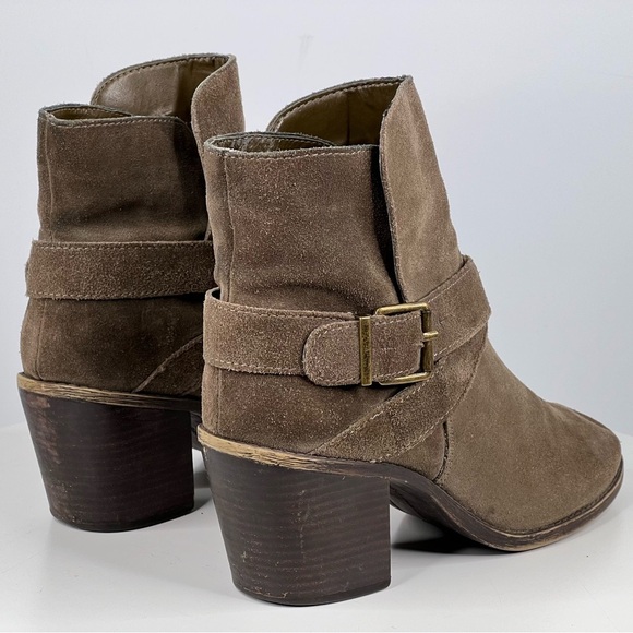 Suede Ankle Boots Booties BCBGeneration Taupe Brown Boho Bohemian Western Indie - Picture 6 of 15